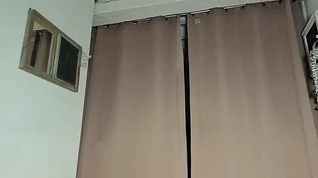 Lola_Belgium – Live XXX-chat