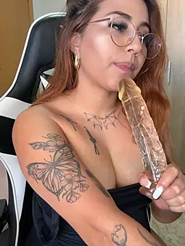 miaelite XXX чат на живо