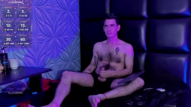 MikeSlav3 XXX чат на живо