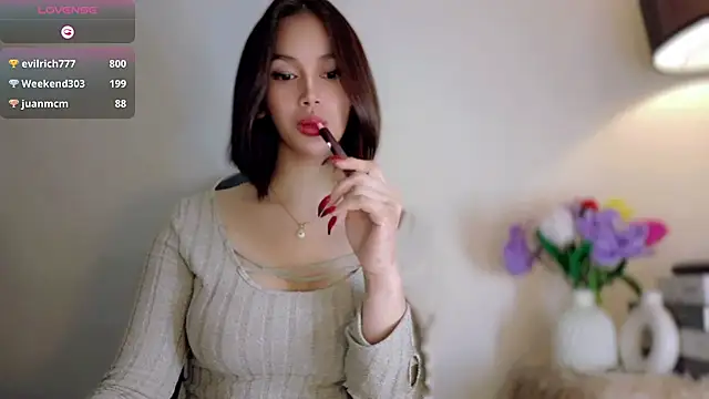 Chat +18 de Anna_HollyDoll ao vivo