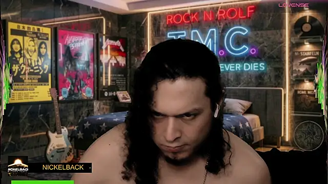 chino_roz Chat XXX in diretta