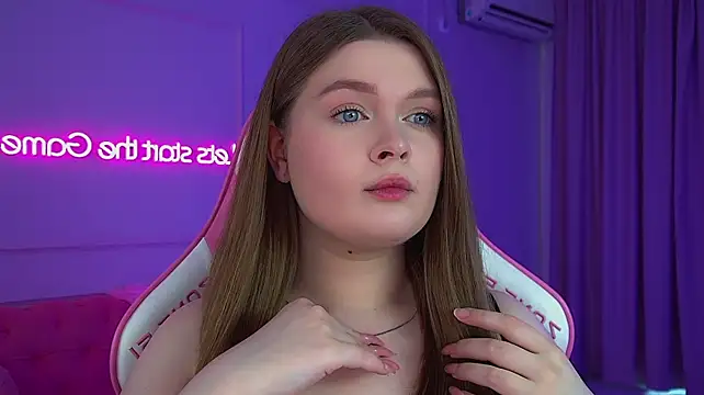 CrystalLyons – Naživo XXX chat