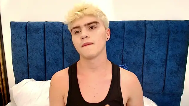 แชท XXX สดของ Ian_Stone