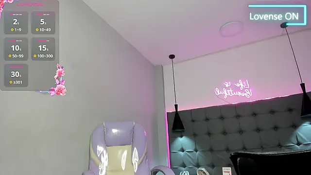 scarletcherry18のライブXXXチャット