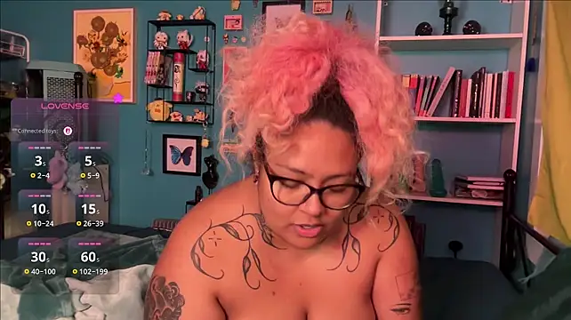 צ'אט XXX בשידור חי של chilepinaaa