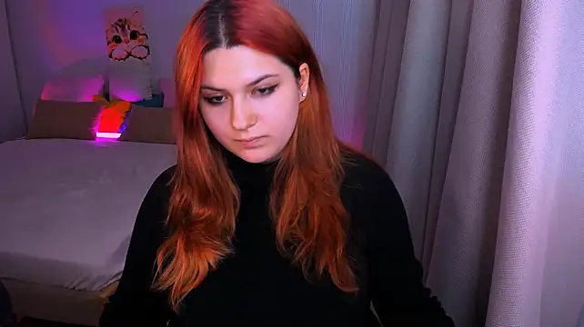 FieryMilena élő XXX-chatje