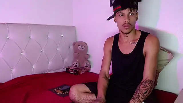 Angel_foxc13 Adlı Modelin Canlı XXX Sohbeti