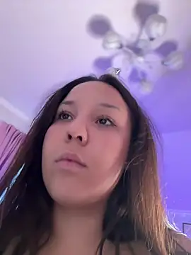 LushBySofa webkamerás műsora