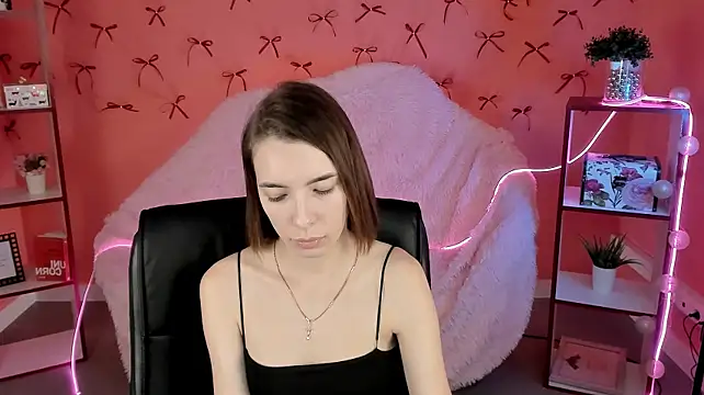 Chatroom XXX en direct de ElzaMadison