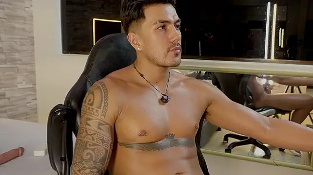 Онлайн чат XXX aaron_bolt