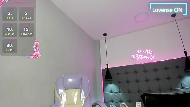 scarletcherry18 Chat XXX in diretta