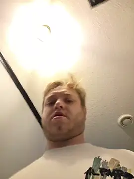 Deathrowe XXX чат на живо