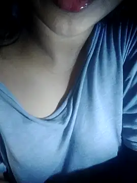 Chat XXX en directo de Sarah-Senate