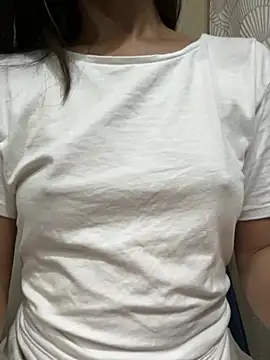 Love_Nhylahn Live XXX chat