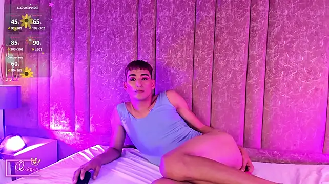Chat +18 de PeachMonroe ao vivo