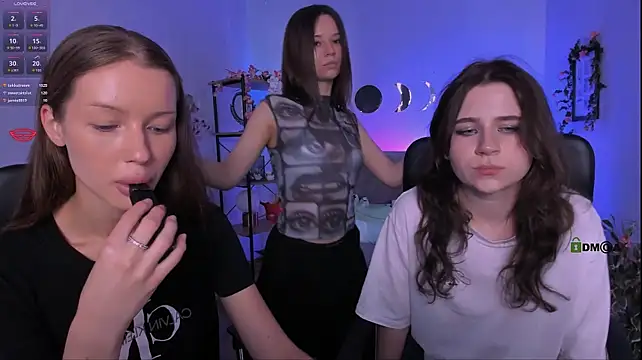 XXX chat uživo modela khloebeauty