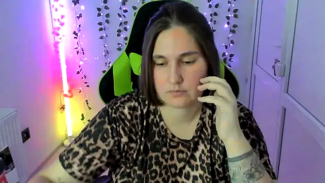 LunaVenom's Live XXX Chat