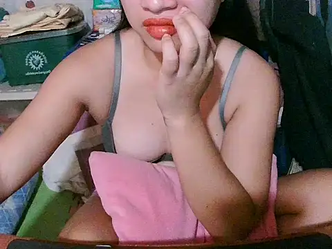 PastelKhaii Chat XXX in diretta