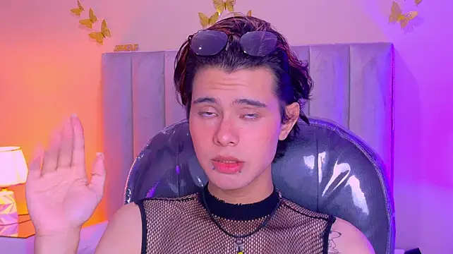 Derek_Sinn Live XXX-Chat