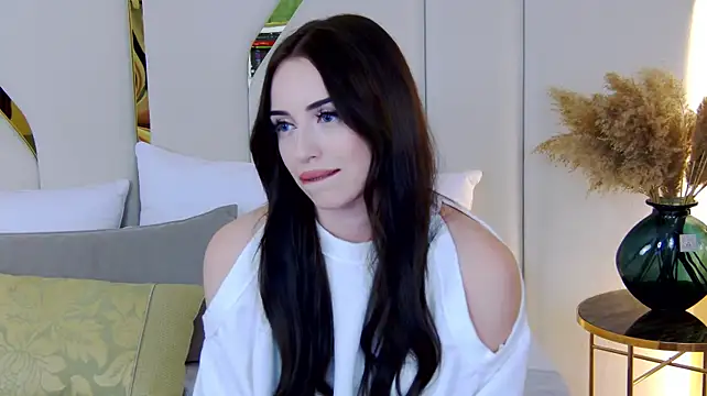Betty_Bridge Chat XXX live