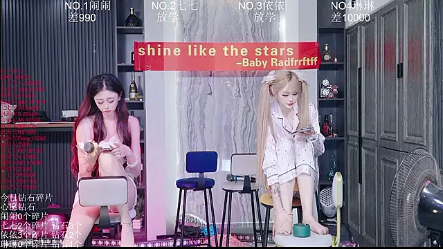 98K_001 Chat XXX in diretta