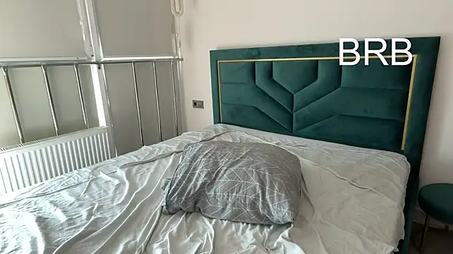 VikkiiSecret 라이브 XXX 채팅