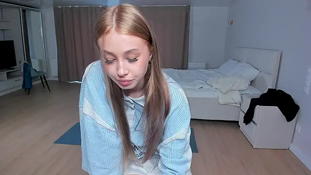JunieAmert Live XXX-Chat