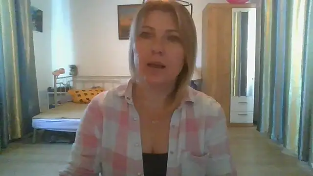 ElenaLove888 라이브 XXX 채팅