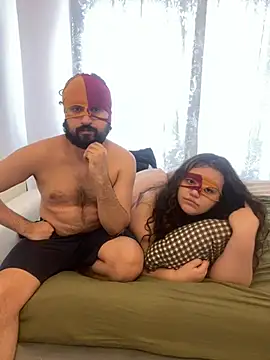 Patpatpatcift Adlı Modelin Canlı XXX Sohbeti