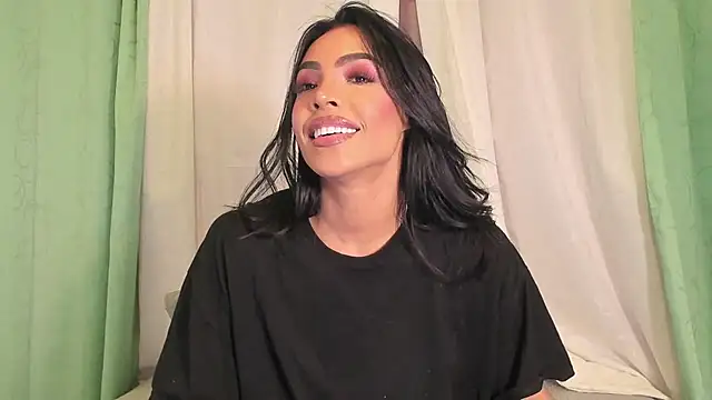 Blackywhiite's Live Chat Room