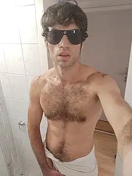 Show modela Aron_pet90 na web-kameri