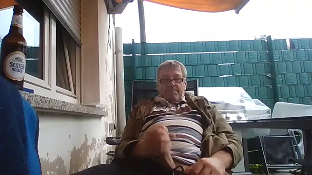 XXX chat uživo modela herry150
