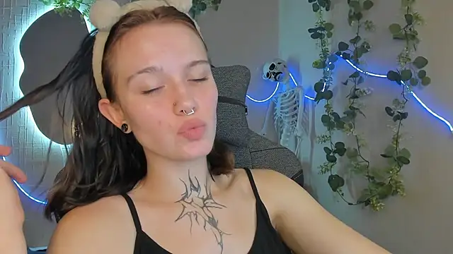 Czat XXX na żywo – Elastikisss