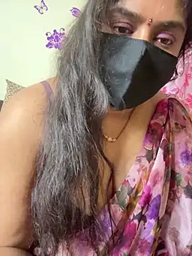 UR_Chocogirl's Live XXX Chat