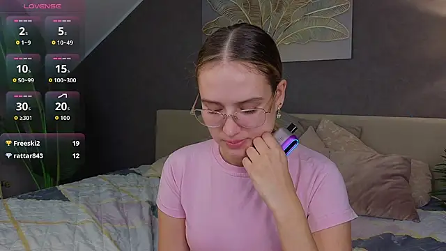 Miaa_Hill – Naživo XXX chat