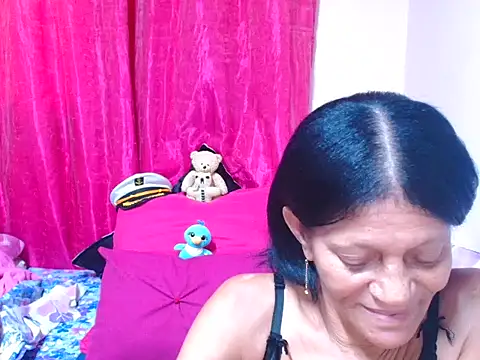 sluttyrox 现场XXX聊天