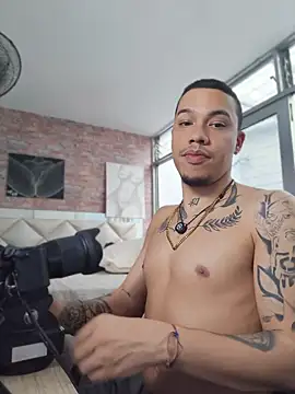 Онлайн чат XXX AlphaMasterXxx