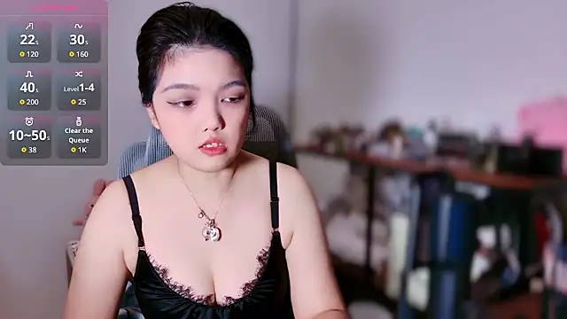 c-xuxu150's Live XXX Chat