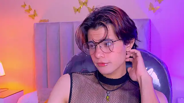 Derek_Sinn's Live XXX Chat