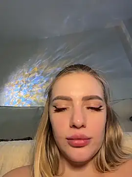 HugeBoobsAlice 라이브 XXX 채팅