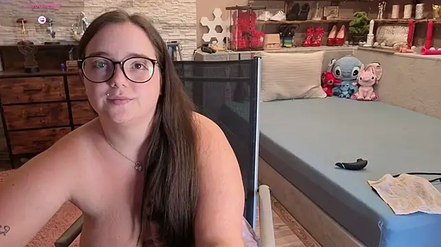Kimberly-Caprice's Live XXX Chat