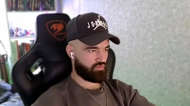 _Serious_Man XXX чат на живо