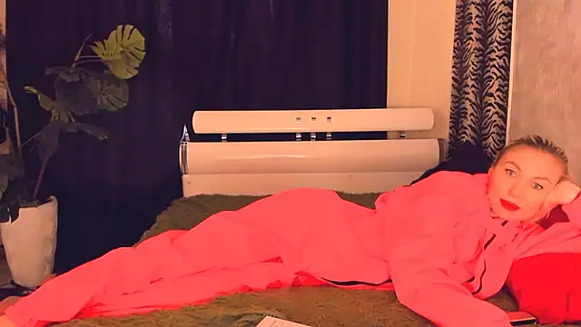 Karma_S_U_T_R_A Live XXX-Chat