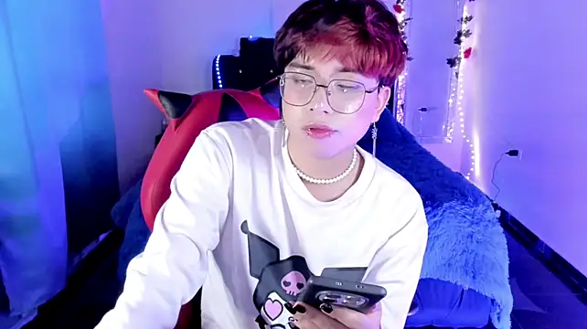 XXX chat uživo modela AnggelONfiree