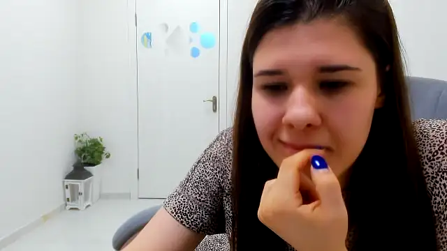 Joannia Live XXX-Chat