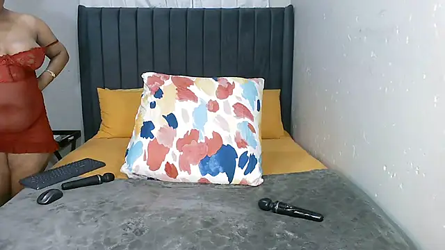 Miss_Wild_ Live XXX-chat
