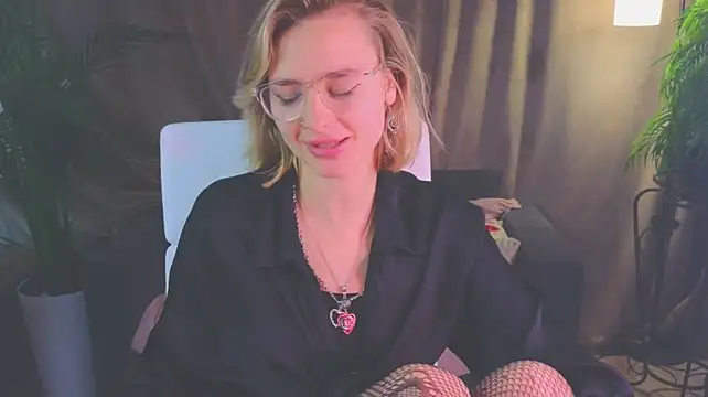 NoraMoreau Live XXX-chat