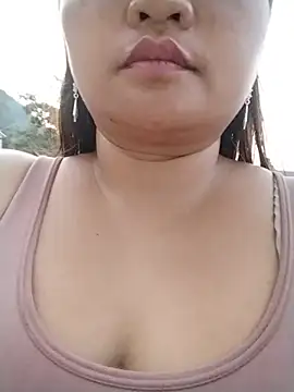 Vy-vi's Live XXX Chat