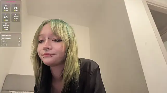 CrystalXross' Live XXX Chat