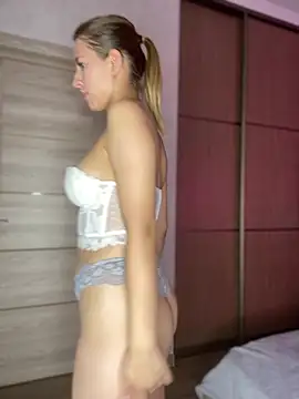 AriNova_ – Naživo XXX chat